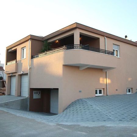 Lux Haus Βίλα Τρογκίρ Εξωτερικό φωτογραφία