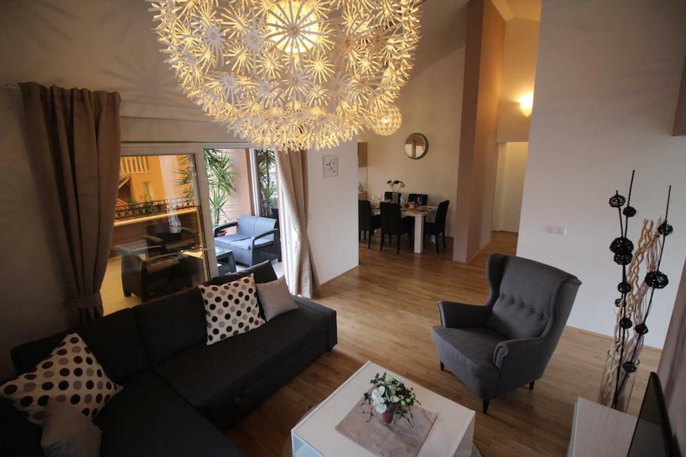 Lux Haus Βίλα Τρογκίρ Εξωτερικό φωτογραφία