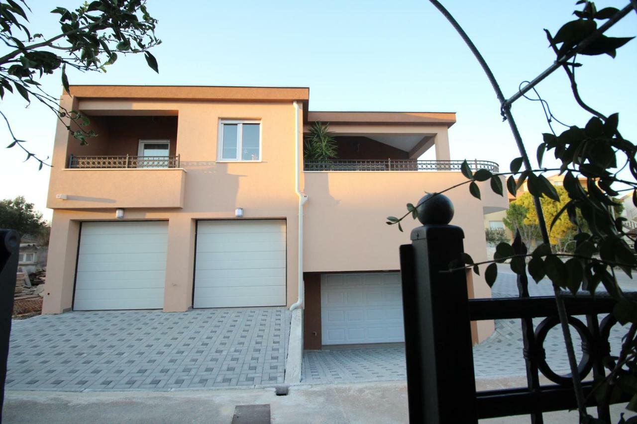 Lux Haus Βίλα Τρογκίρ Εξωτερικό φωτογραφία